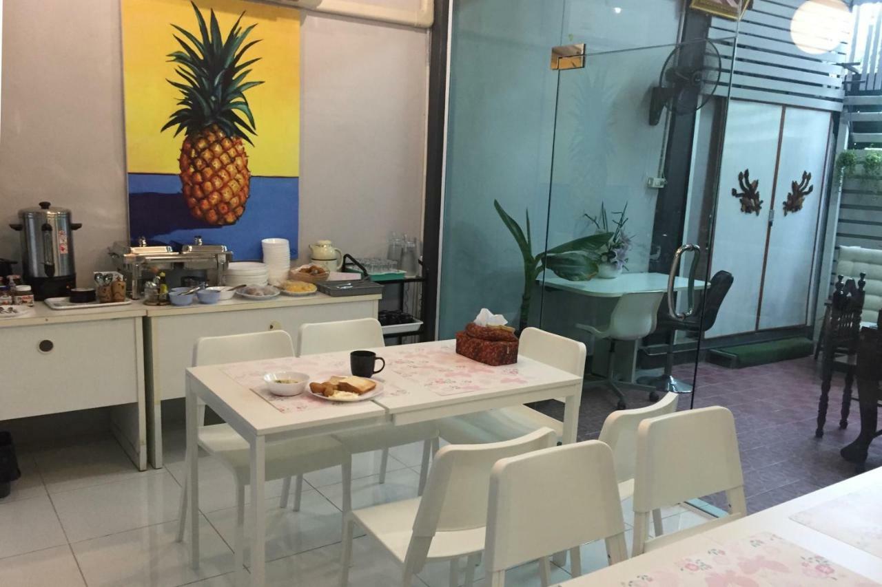S'Prima Hostel Phitszanulok Kültér fotó